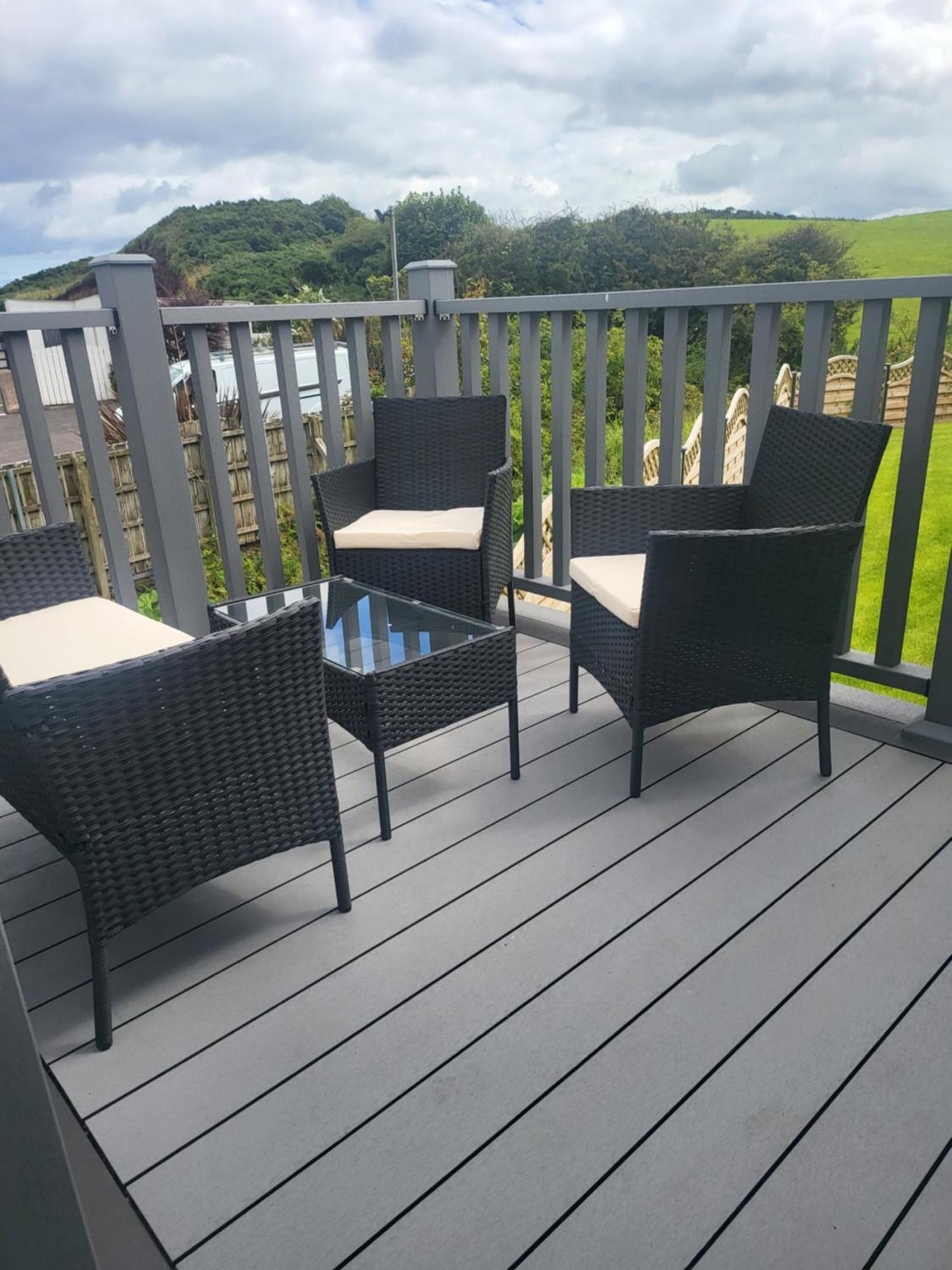 Royal Court Hotel Portrush Eksteriør billede